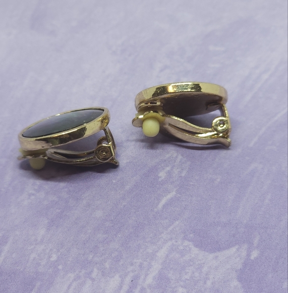 Chico's Circular Clip-On Earrings Gold Tone & Abalone - Picture 3 of 7